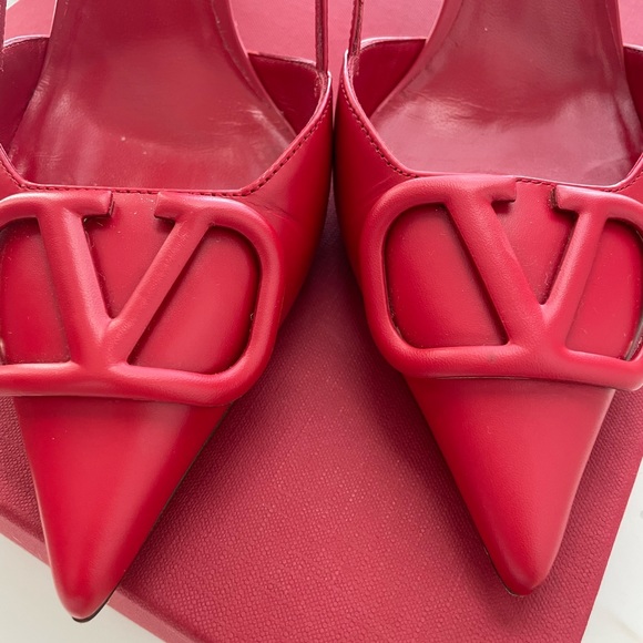 ❌SOLD❌ VALENTINO VLogo Signature Calfskin Slingbacks 80mm - Picture 13 of 13